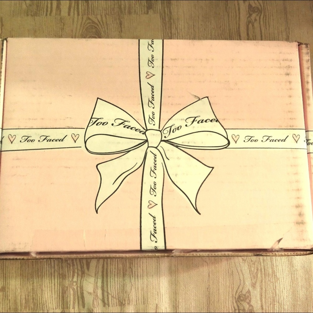 New Too Faced 2017 Cyber Monday Mystery Box